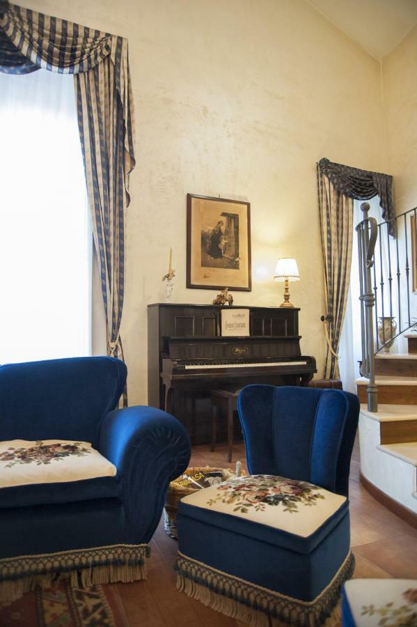 Residenza D'Oria B&B Фоджа Екстериор снимка