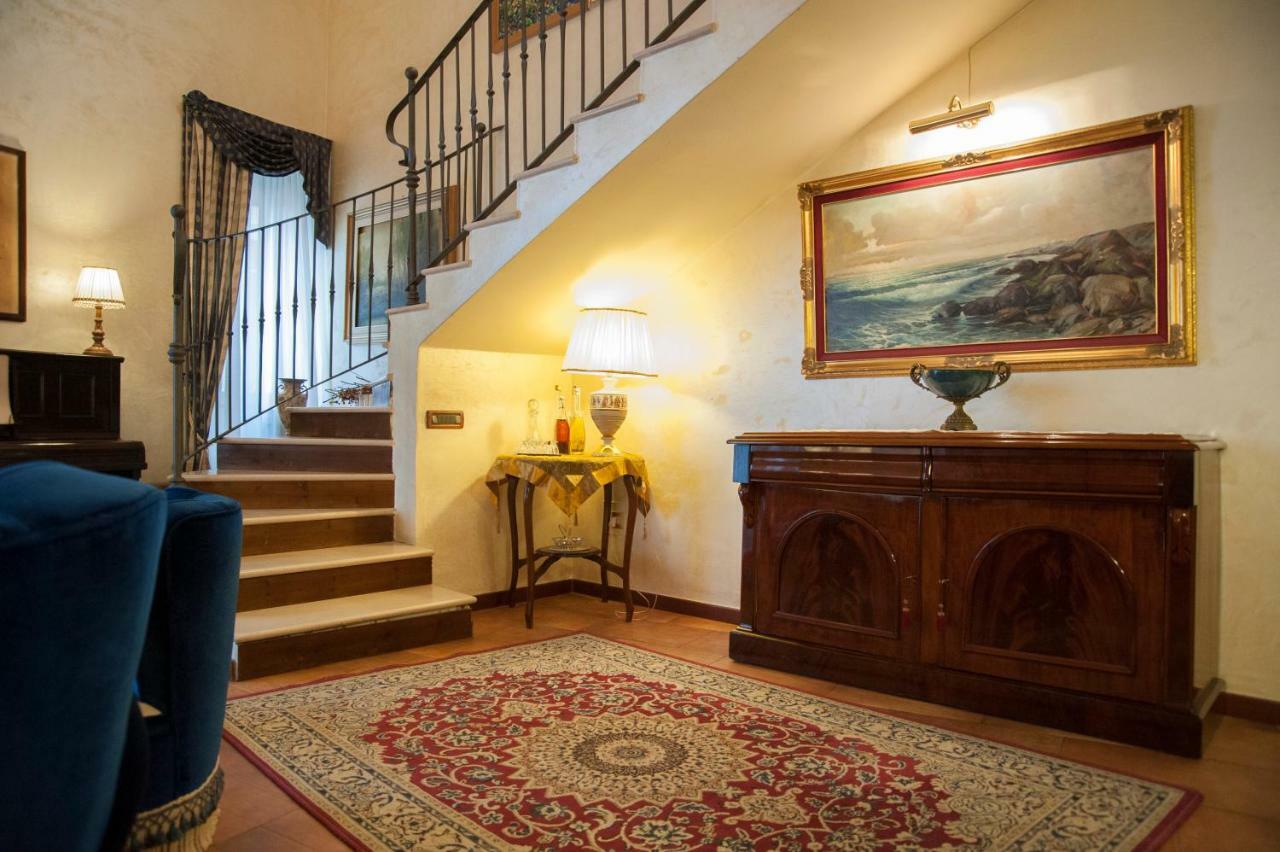 Residenza D'Oria B&B Фоджа Екстериор снимка