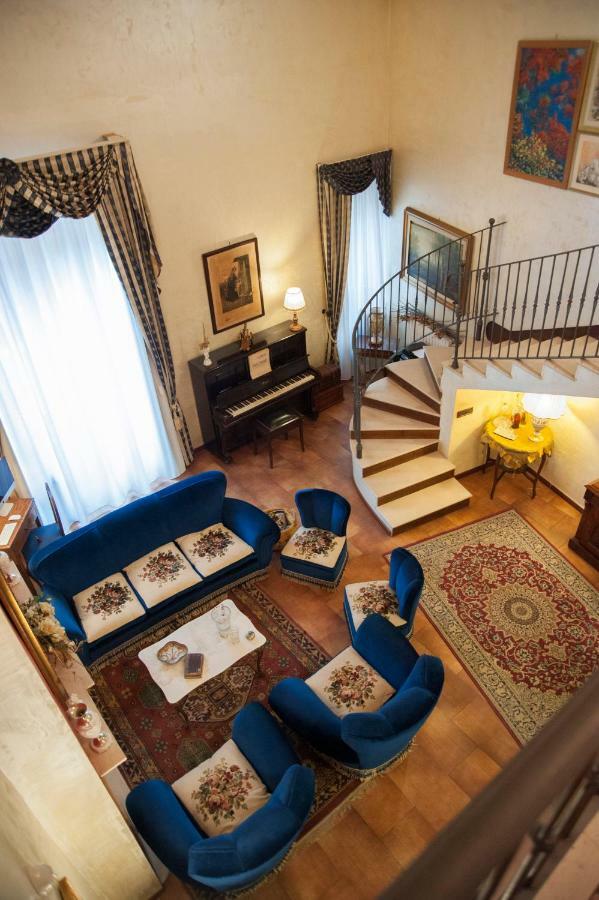 Residenza D'Oria B&B Фоджа Екстериор снимка